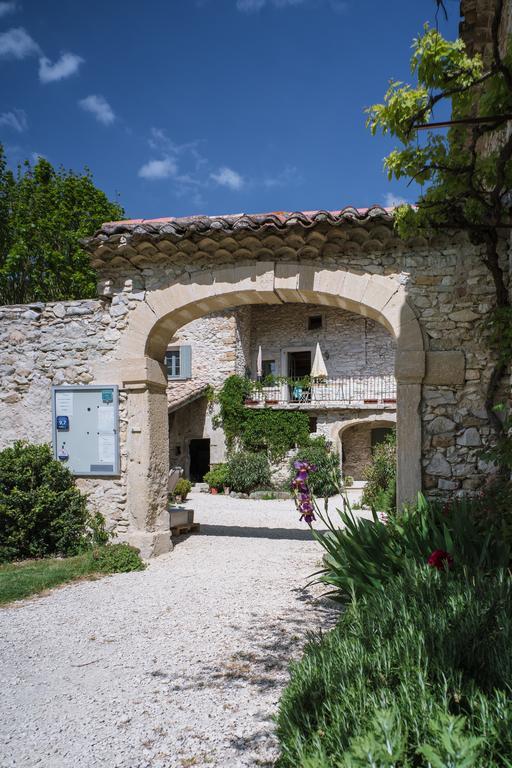 Le Mas De La Fontaine Bed and Breakfast Le Pegue Zewnętrze zdjęcie