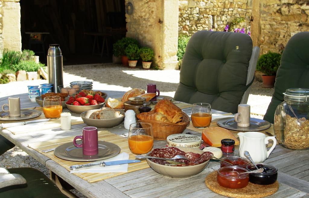 Le Mas De La Fontaine Bed and Breakfast Le Pegue Zewnętrze zdjęcie